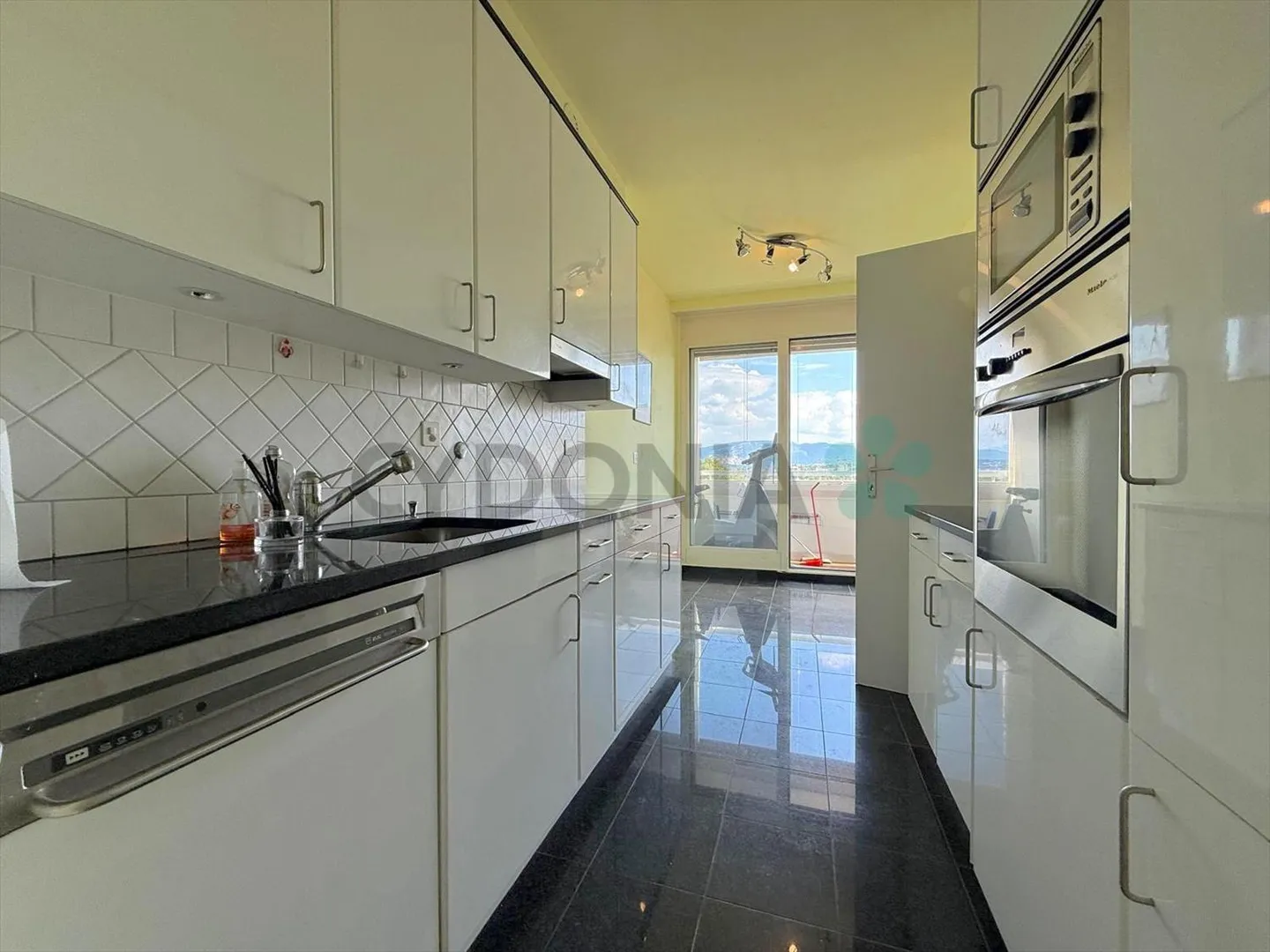 Appartamento 4 locali - Foto 3 di 7