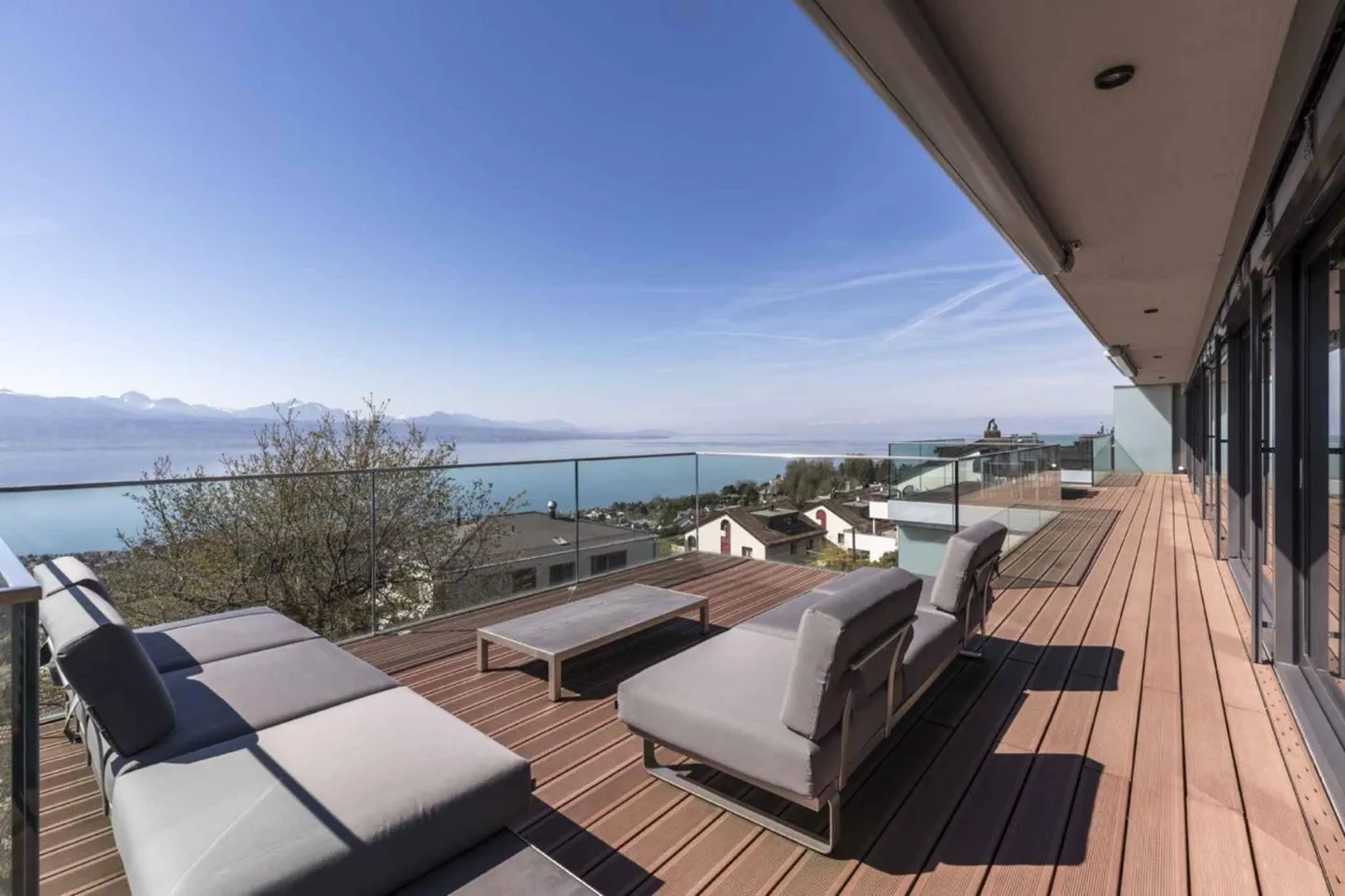 8.5-room apartment - Photo 2 of 6