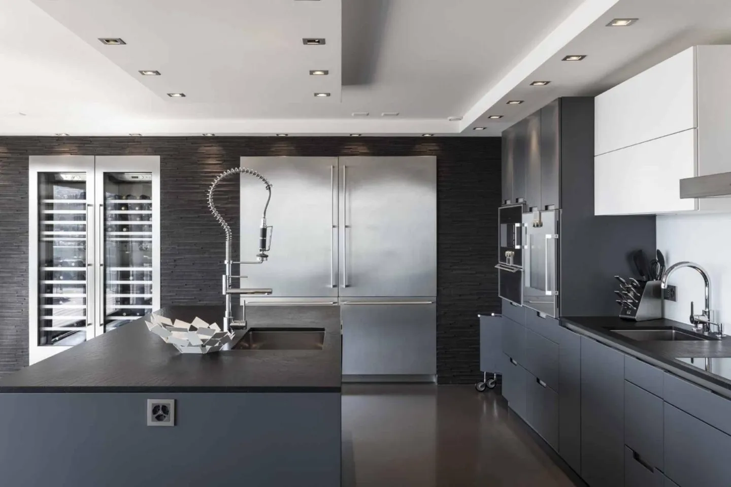 8.5-room apartment - Photo 3 of 6