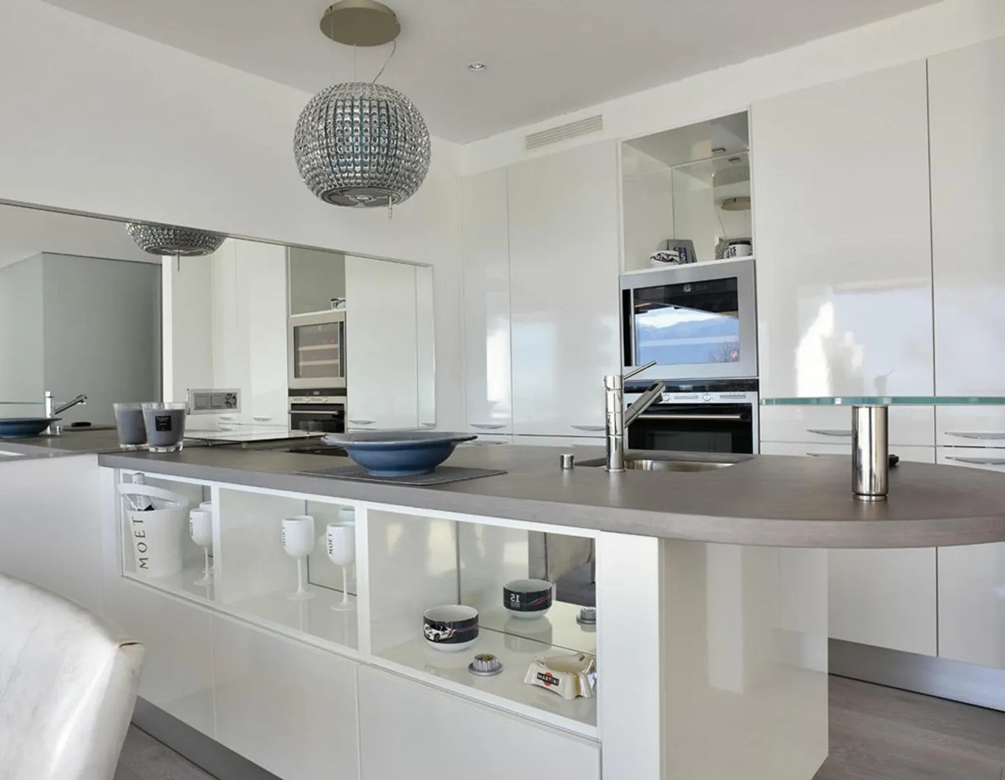 Design and Comfort with Lake View - Photo 5 of 6