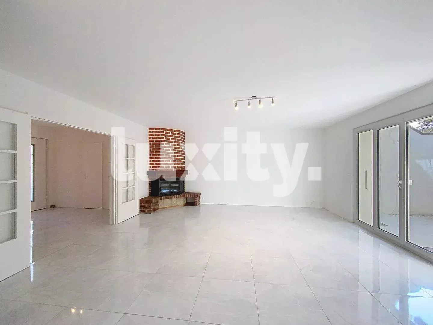 Maison 6.5 pièces - Photo 4 sur 8