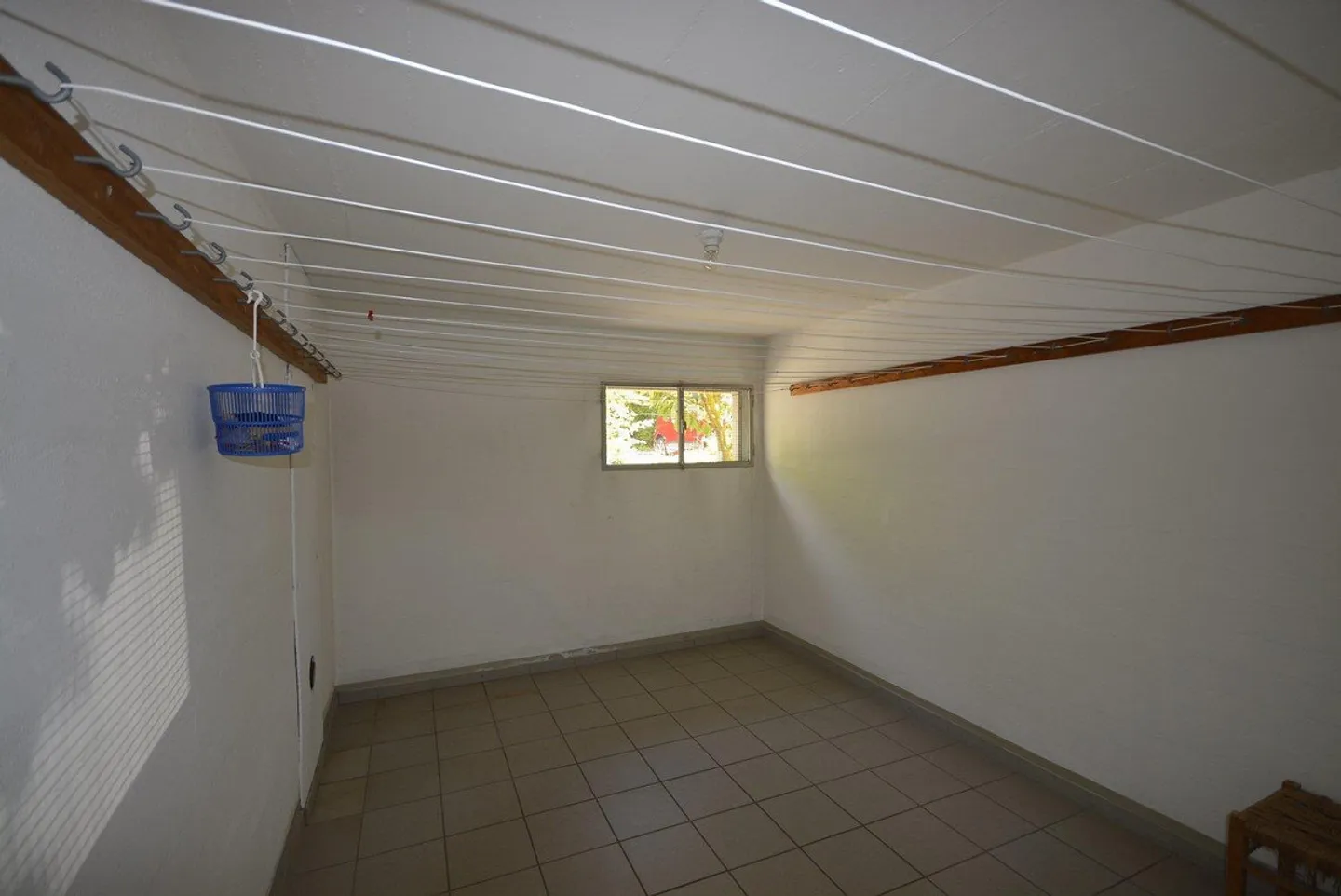 Lichtdurchflutete 3.5-Zimmer-Wohnung mit grossem Balkon - Foto 12 von 14