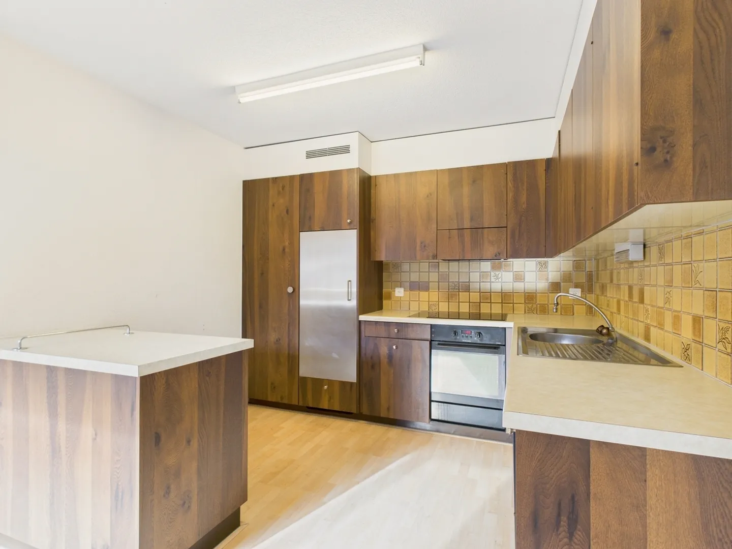 Sunny 4.5-room apartment in the center of Langnau - Photo 4 of 12