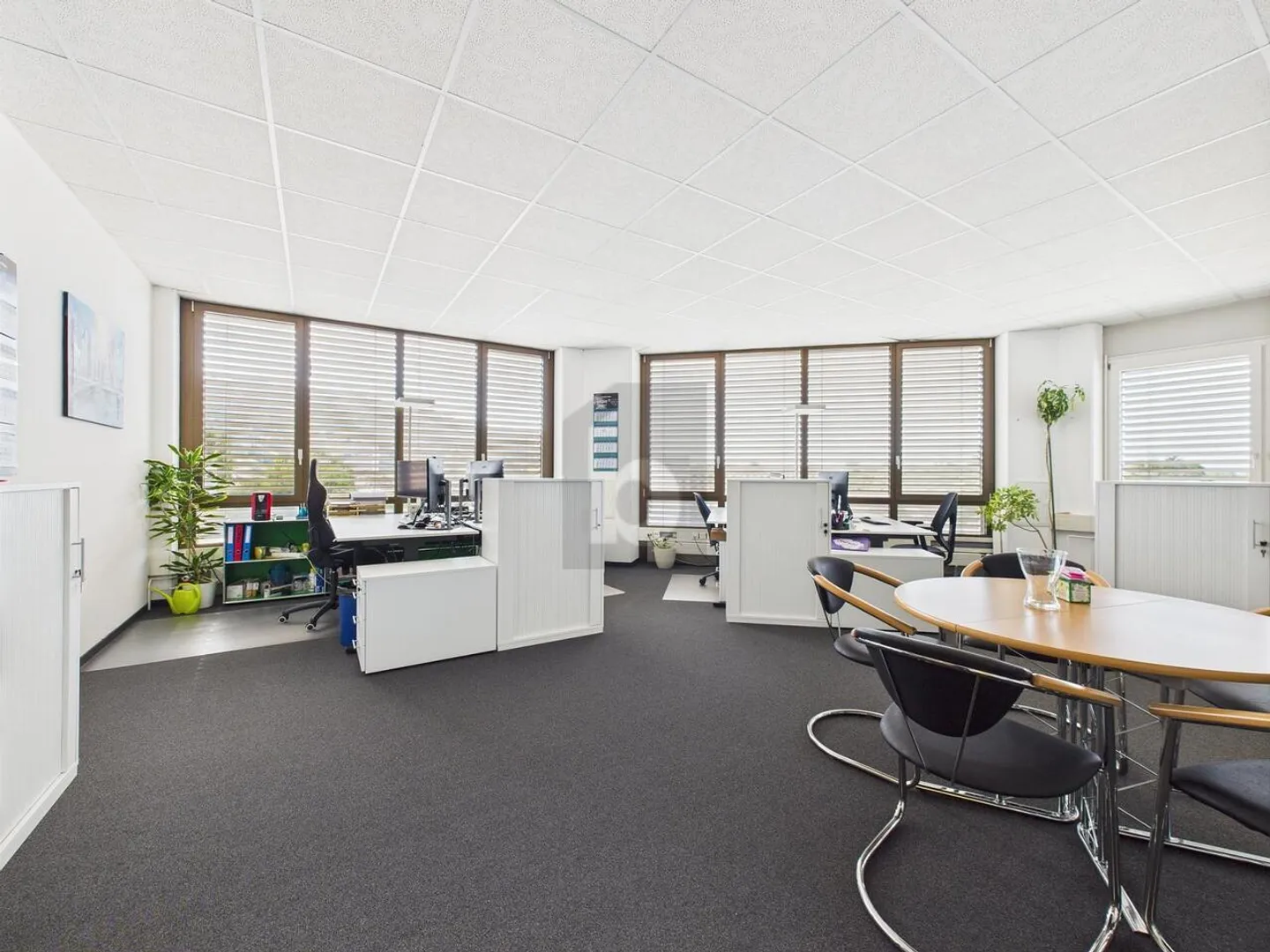 ATTRAKTIVE GESCHÄFTSLAGE IM ZENTRUM - Foto 1 von 5