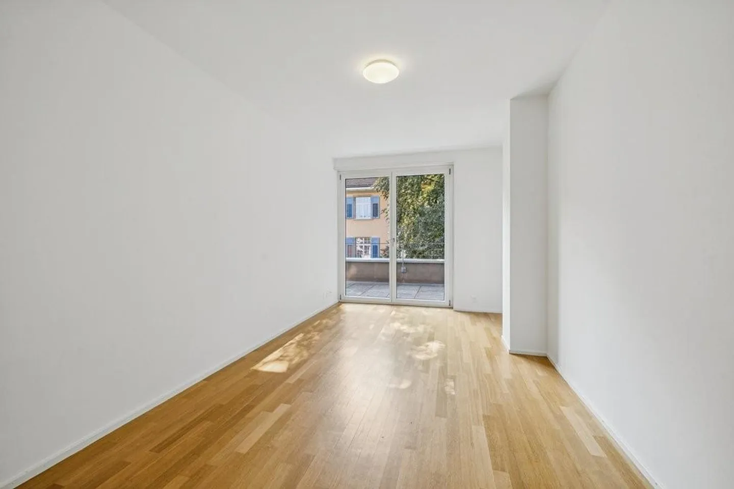 Penthouse with Style - Photo 10 of 12