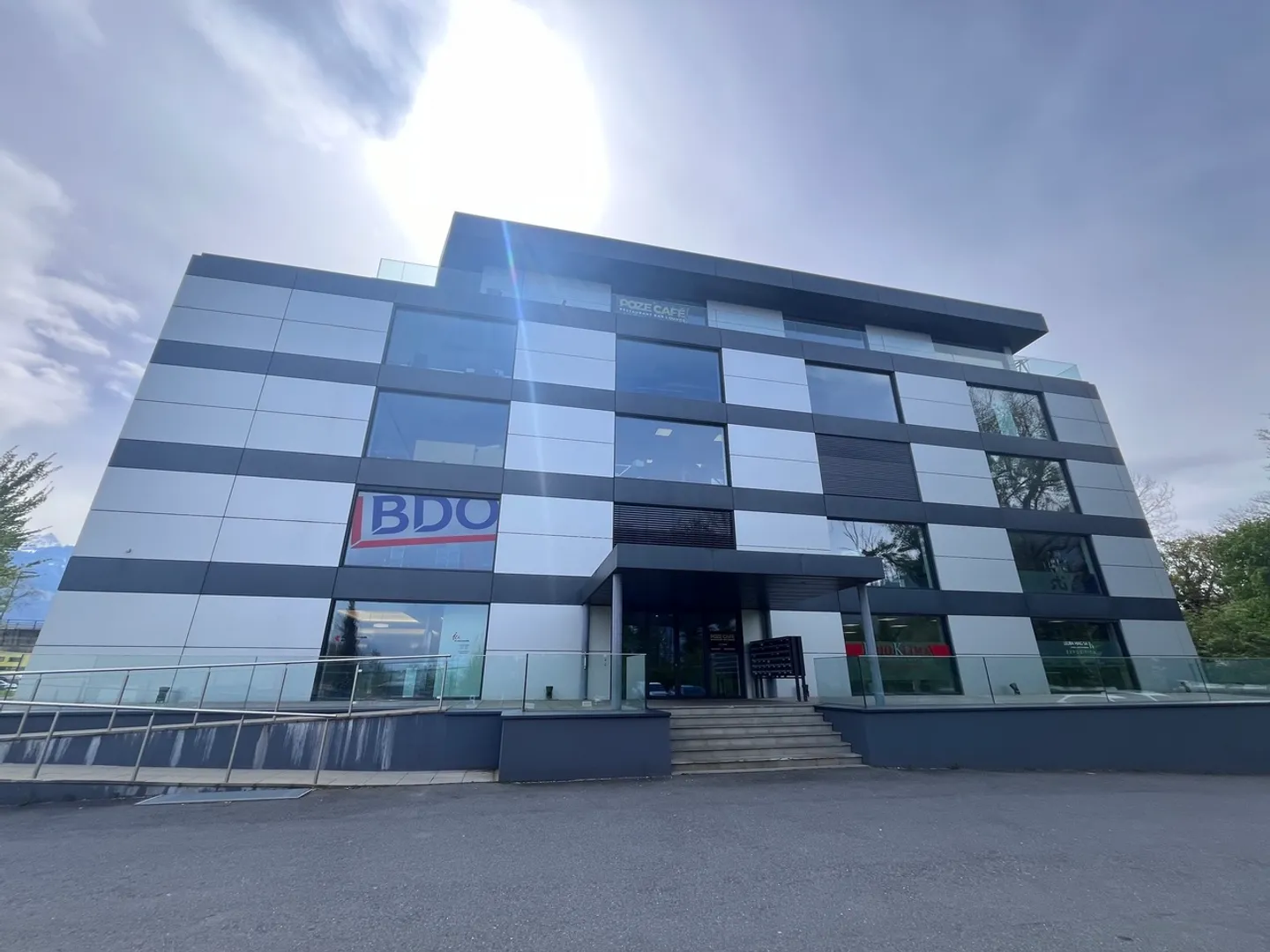 Commercial à louer - Photo 1 sur 6