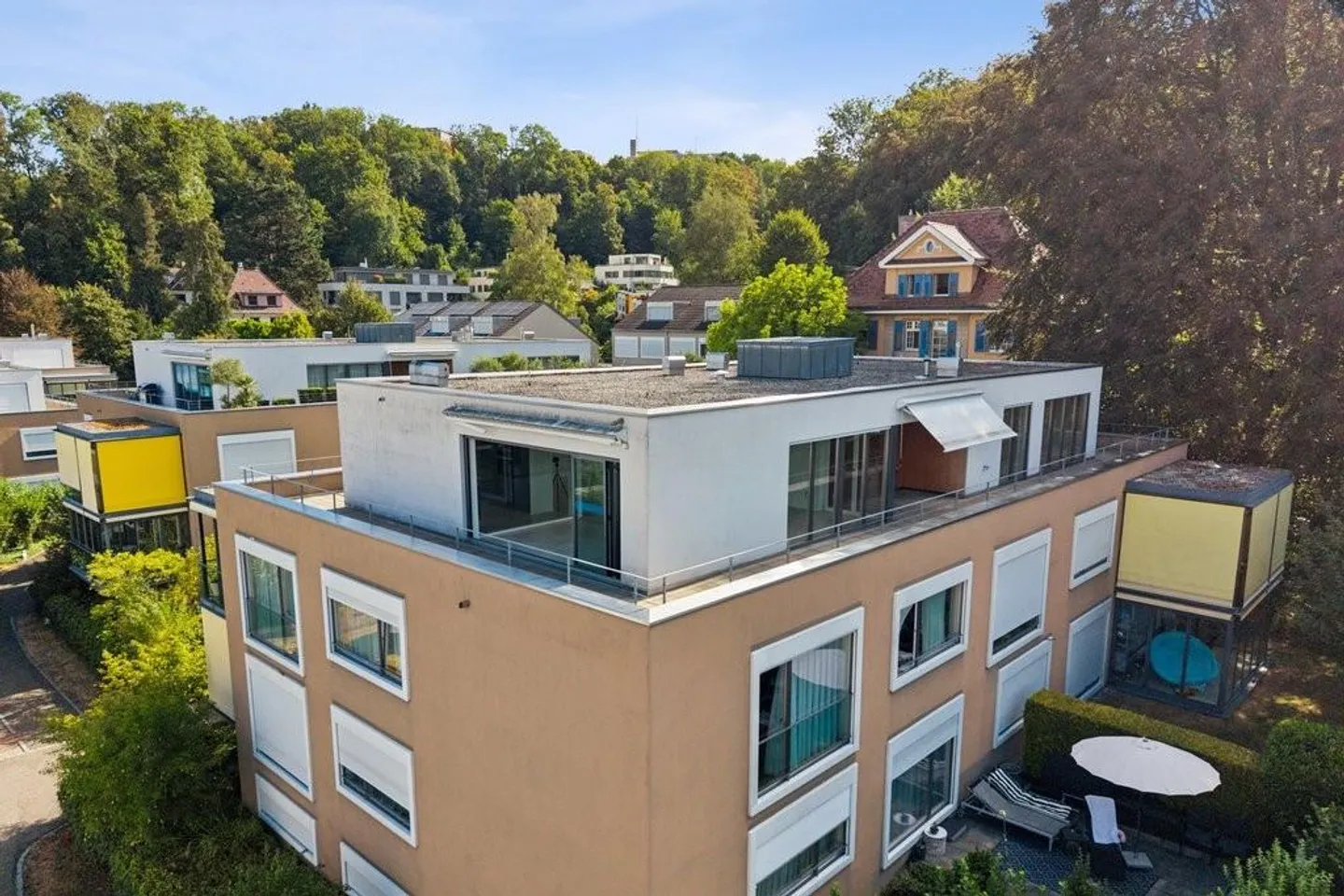 Penthouse with Style - Photo 1 of 12
