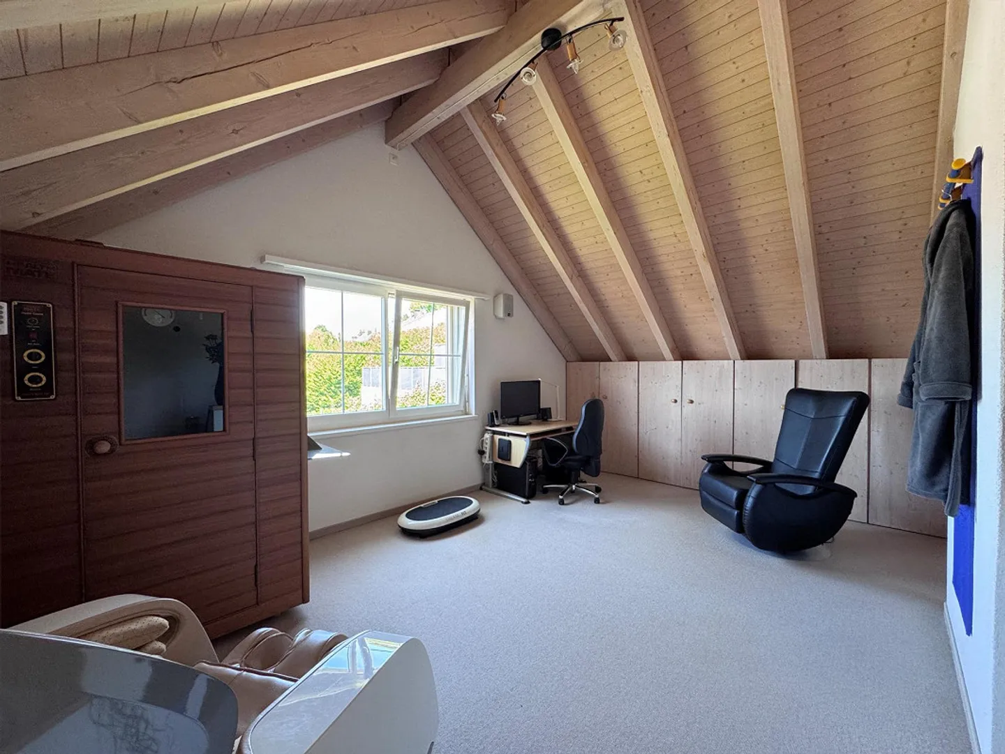 Paradis de jardin avec vue sur les Alpes : Maison d'angle familiale - Photo 8 sur 8