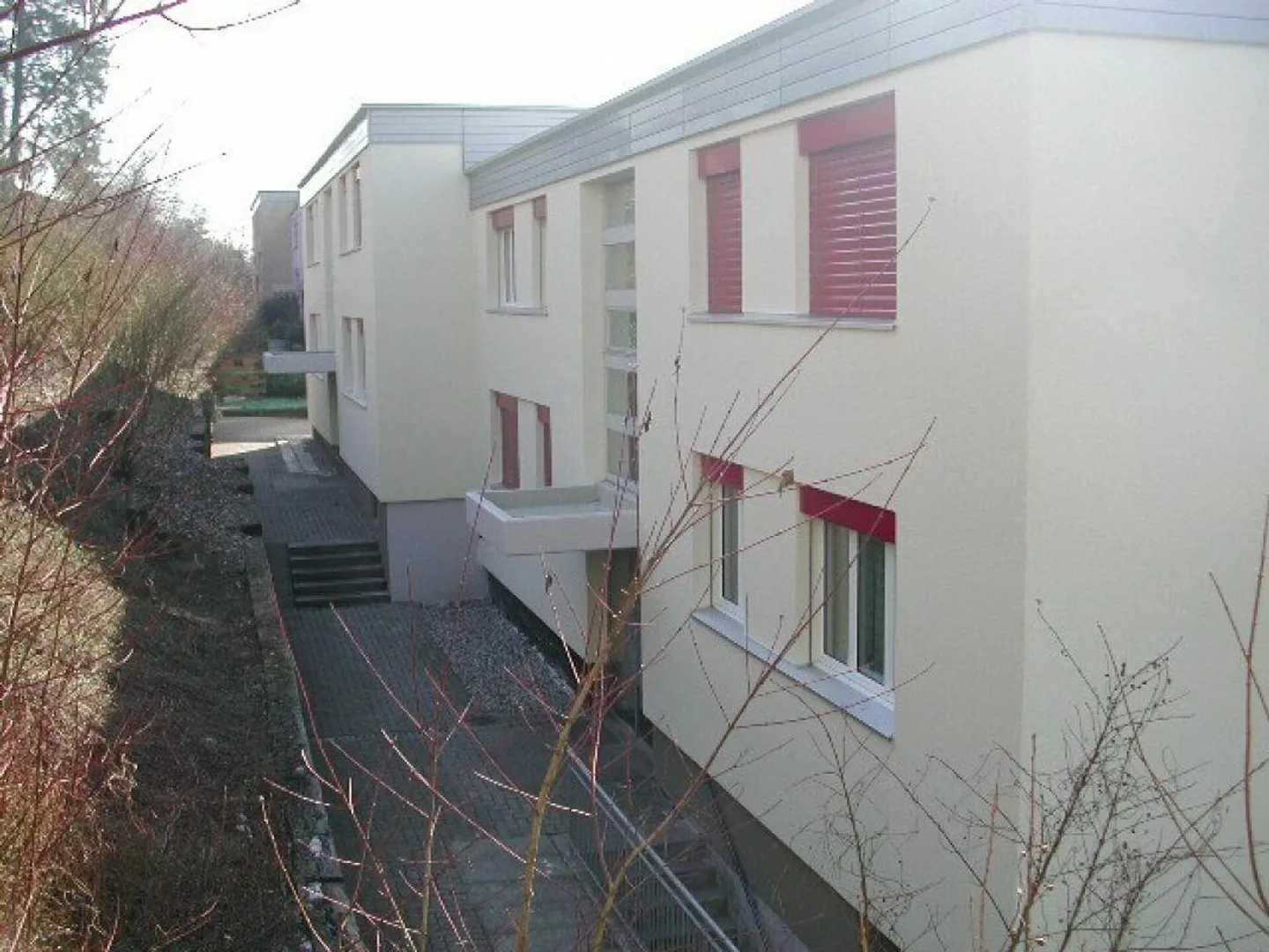Living in a quiet location in Worb - Photo 2 of 9