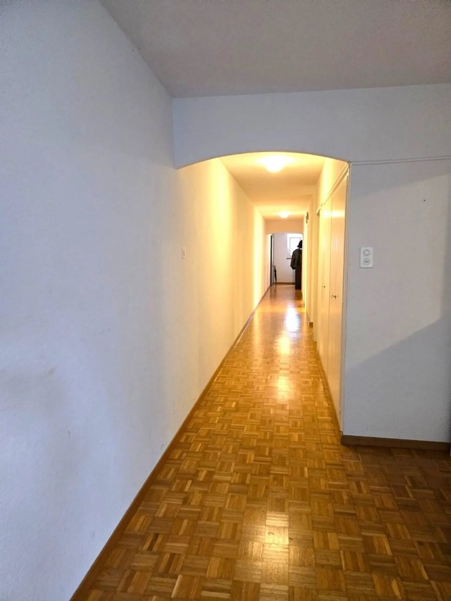 Central 4.5-room apartment in Adliswil for rent from 01.12.2025 - Photo 2 of 7