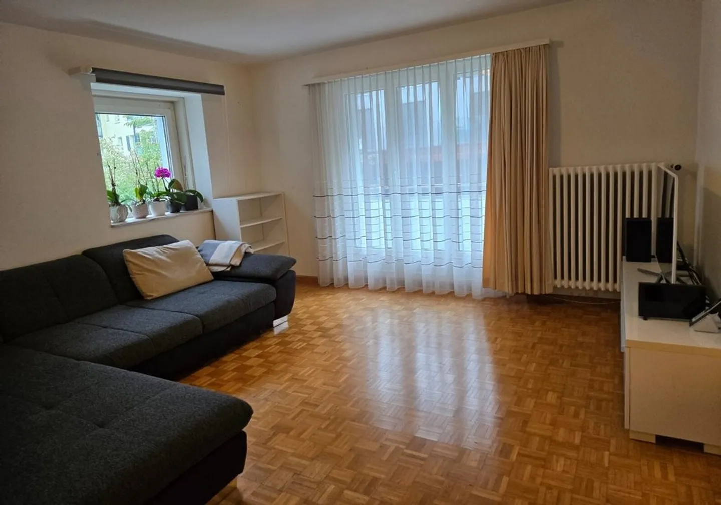 Central 4.5-room apartment in Adliswil for rent from 01.12.2025 - Photo 4 of 7