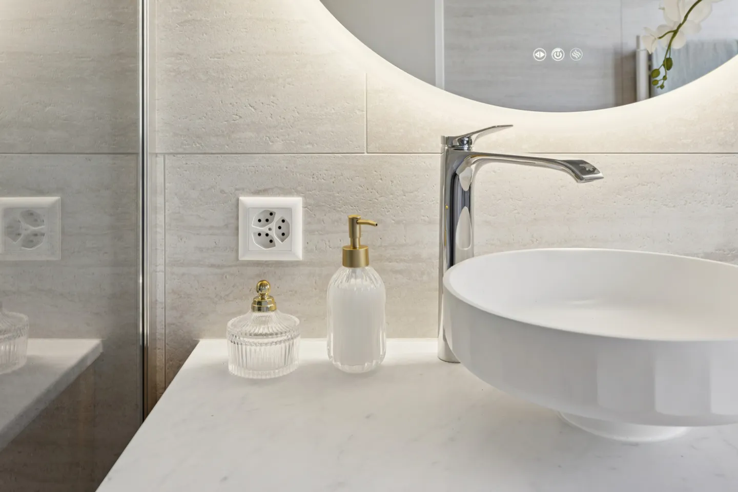 Coup de coeur assuré ! Appartement entièrement rénové, vue imprenable - Photo 9 sur 19