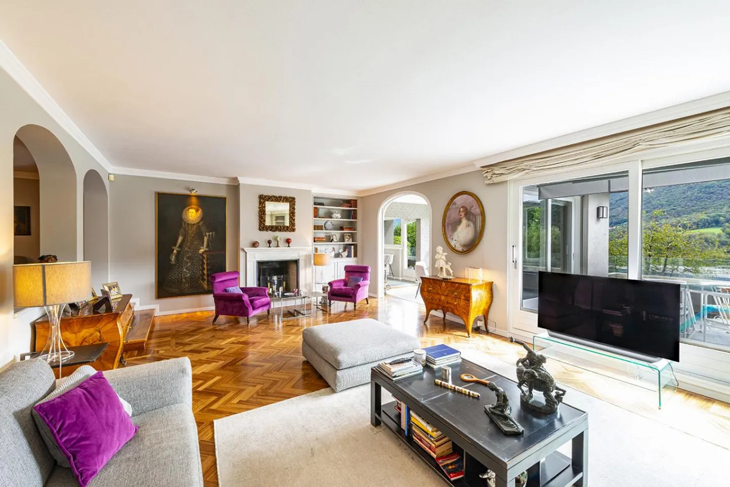 Jasmine Bow - Foto 6 di 26