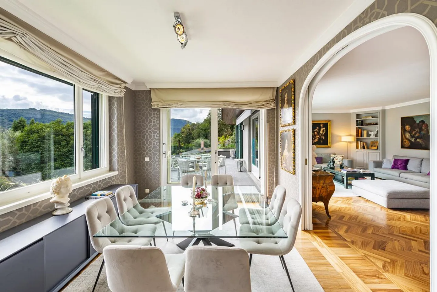 Jasmine Bow - Foto 7 di 26