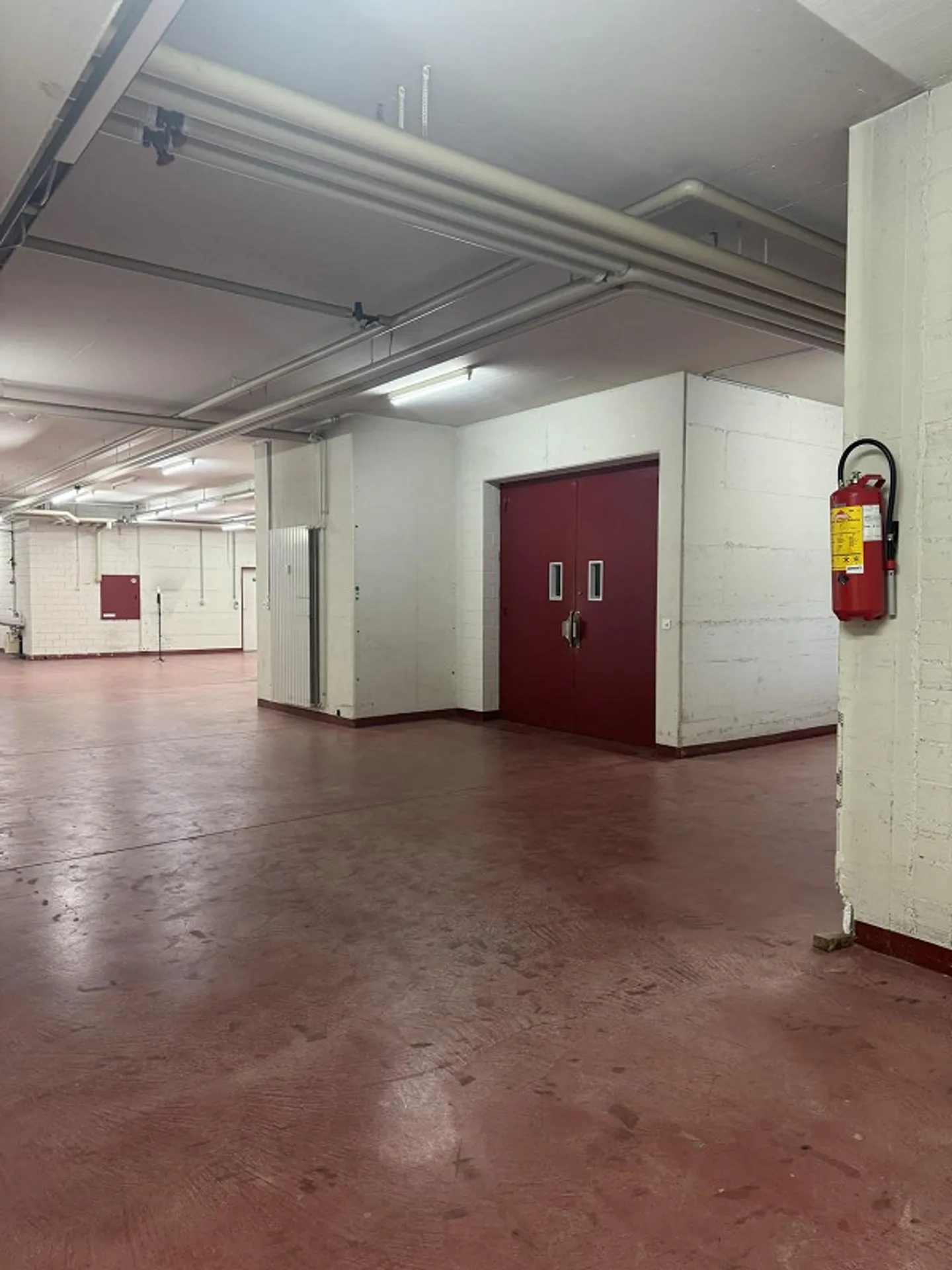 Geräumige Gewerbefläche in Pratteln - Foto 7 von 11