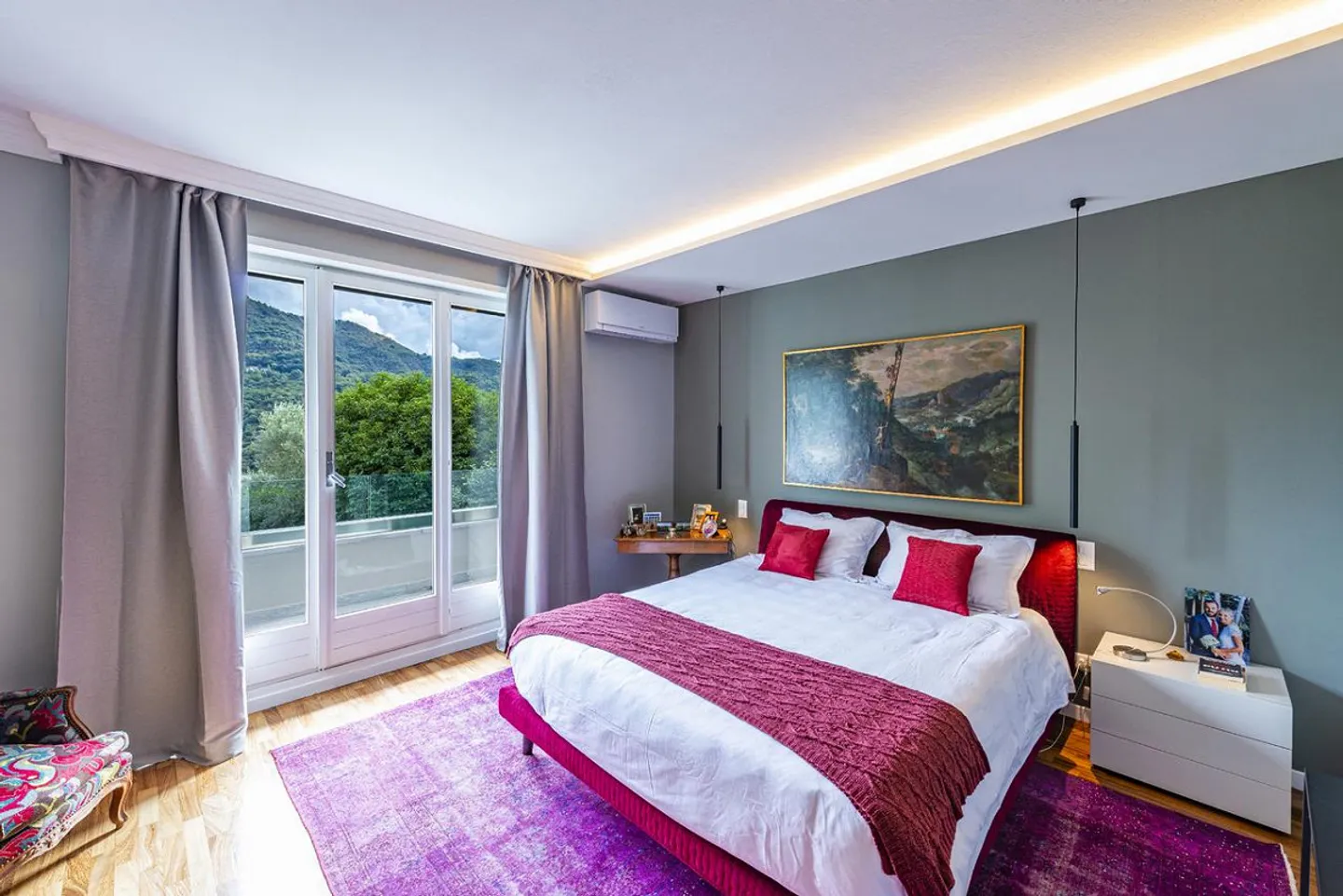 Jasmine Bow - Foto 13 di 26