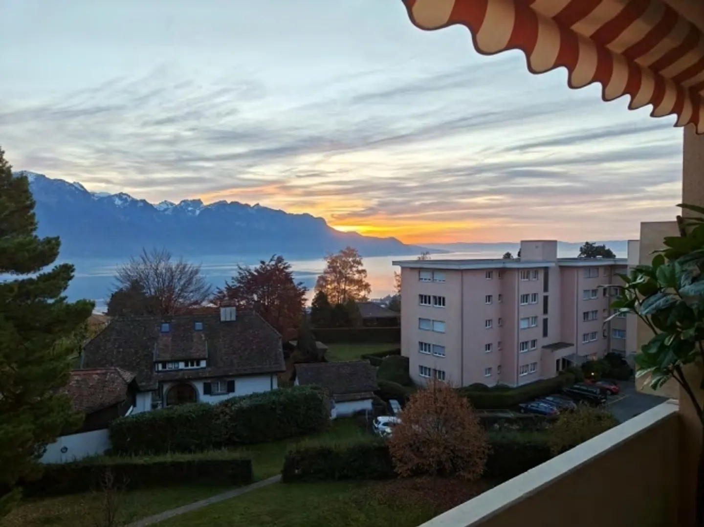 Coup de coeur assuré ! Appartement entièrement rénové, vue imprenable - Photo 19 sur 19