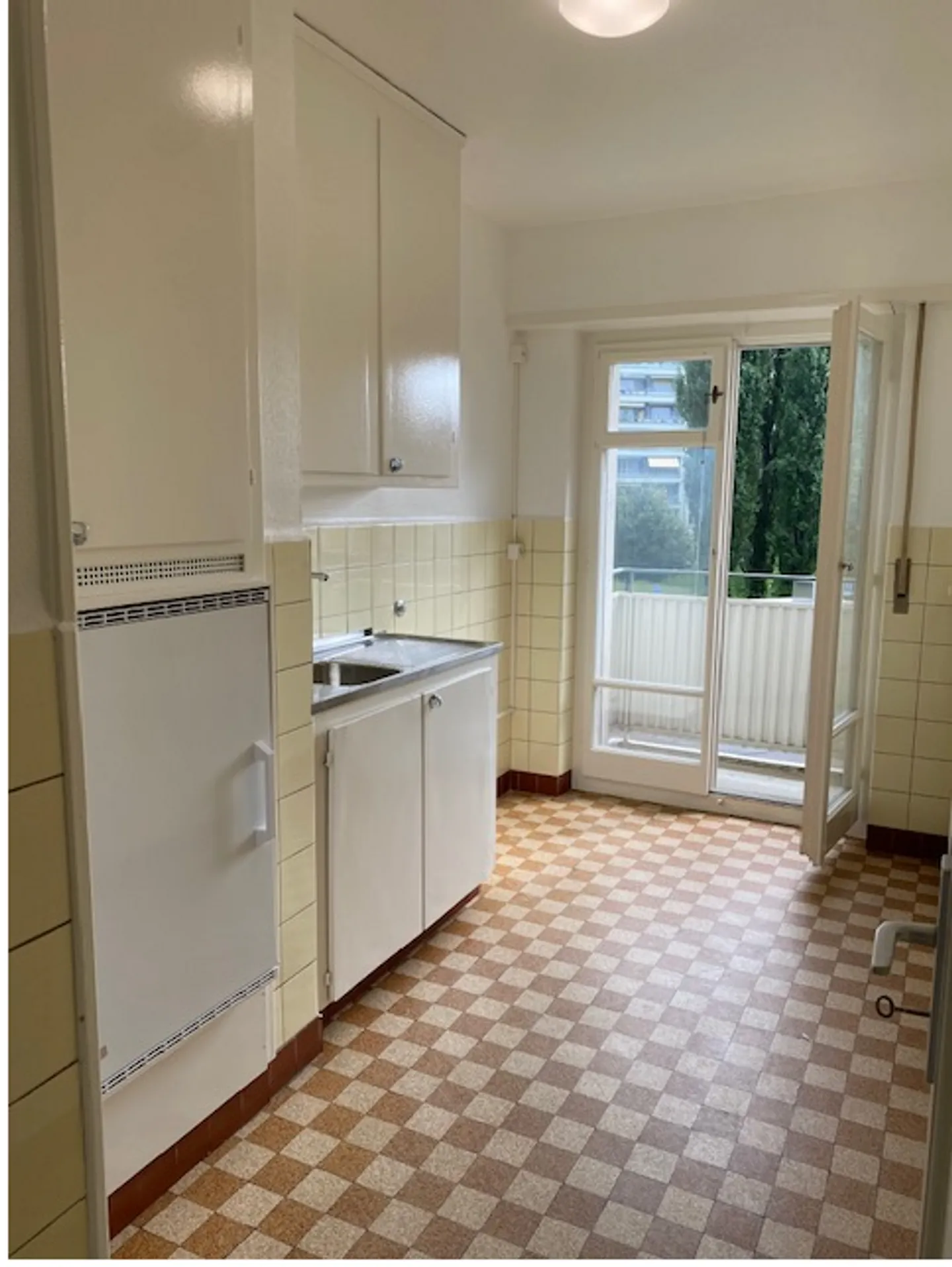 Charmante 2.5 Zimmer Wohnung - Foto 5 von 6
