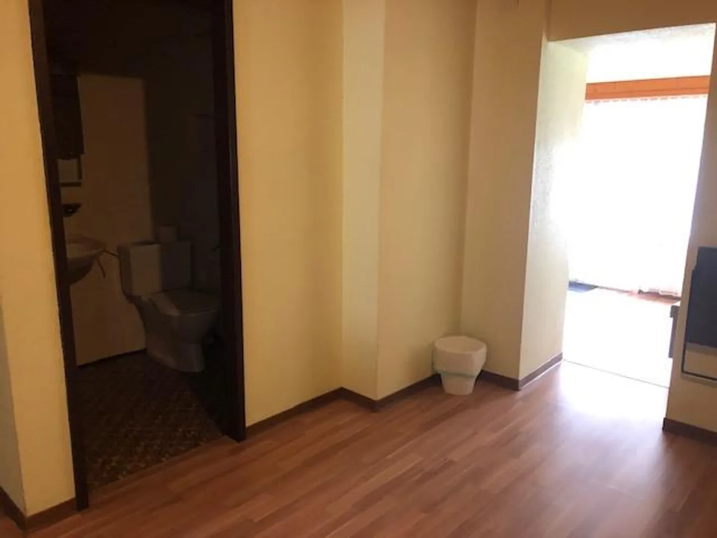 Camera arredata - Foto 7 di 8