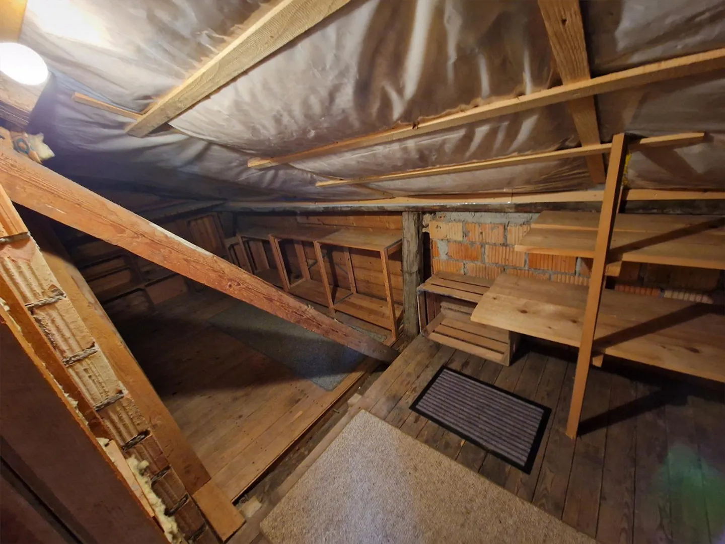 Affascinante casa ristrutturata di 5,5 stanze a 9450 Altstätten - Foto 6 di 12