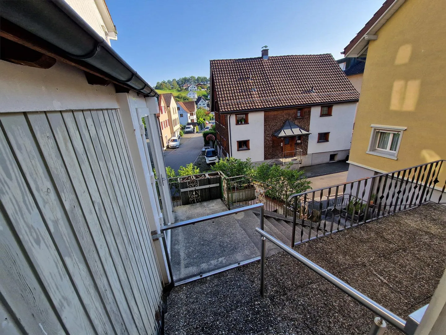 Affascinante casa ristrutturata di 5,5 stanze a 9450 Altstätten - Foto 7 di 12