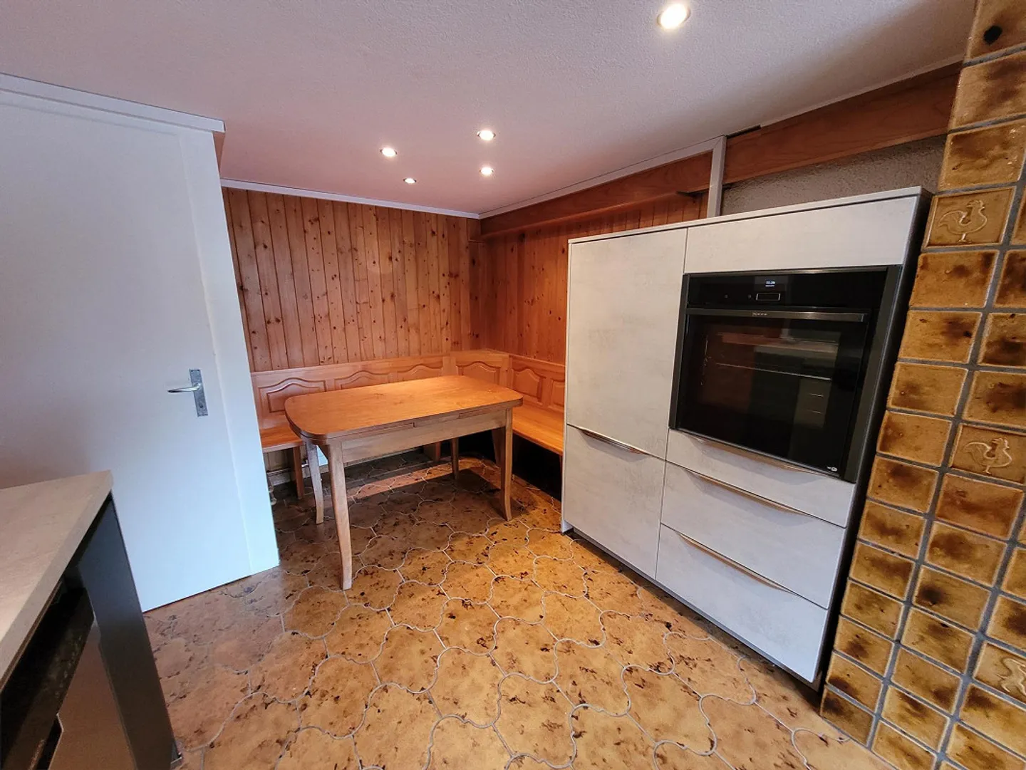 Affascinante casa ristrutturata di 5,5 stanze a 9450 Altstätten - Foto 3 di 12