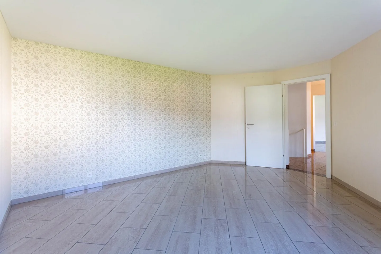 Grosszügige 4.5-Zimmer-Maisonettewohnung mit Gartensitzplatz - Photo 9 sur 14