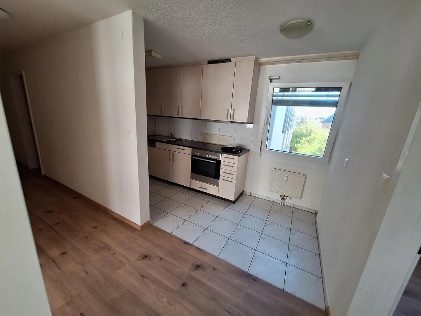 Zentrale 3-Zimmer-Wohnung zu vermieten - Foto 4 von 6