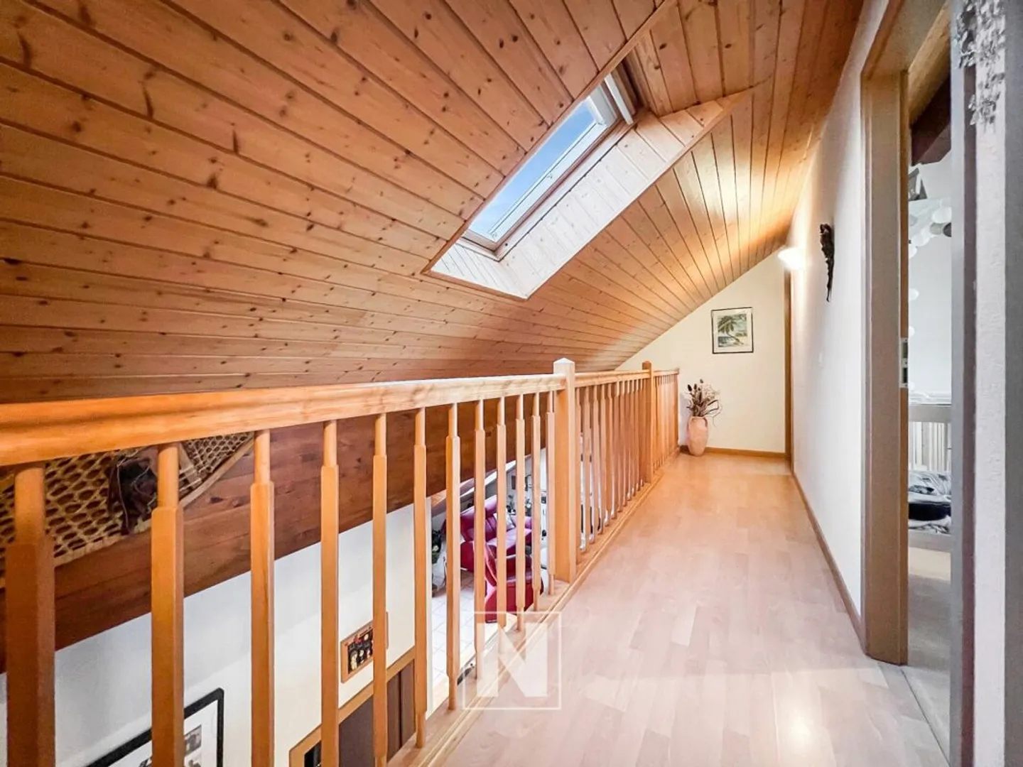 Charming Duplex Apartment in Cossonay - Photo 12 of 23