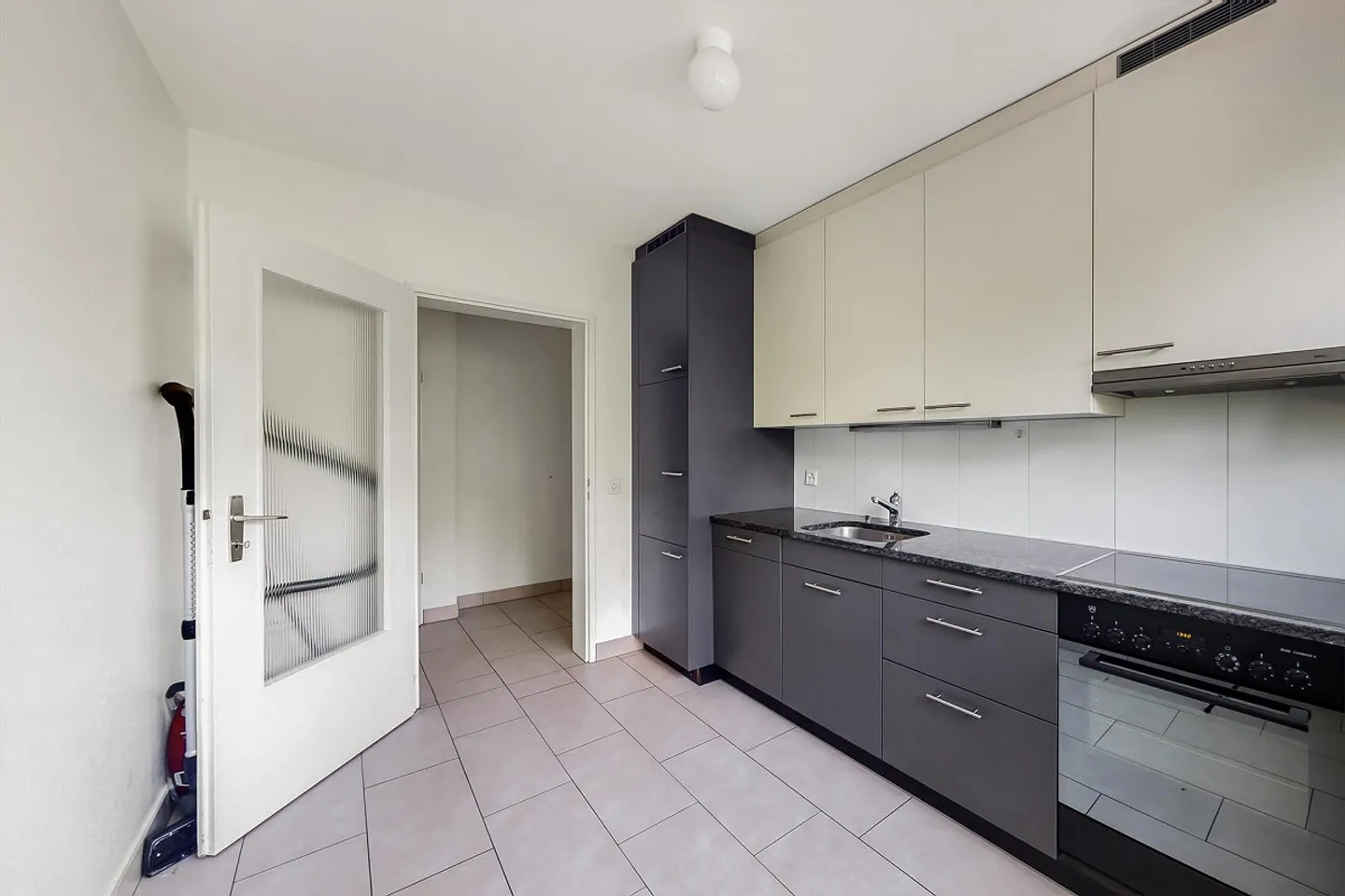 Hébergement spacieux et lumineux - Photo 2 sur 8