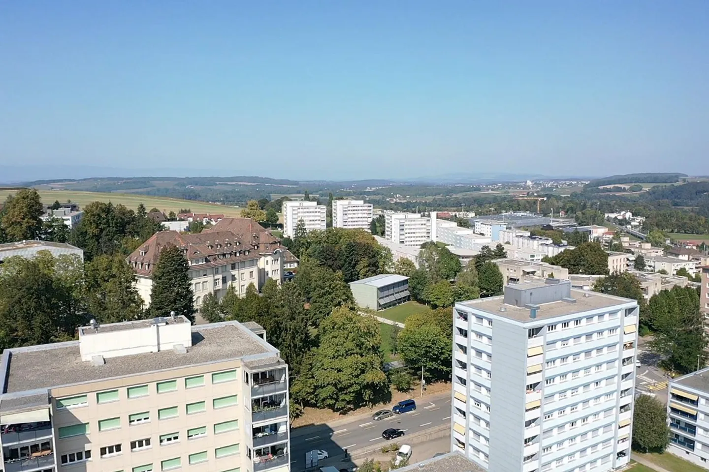 Hébergement spacieux et lumineux - Photo 3 sur 8