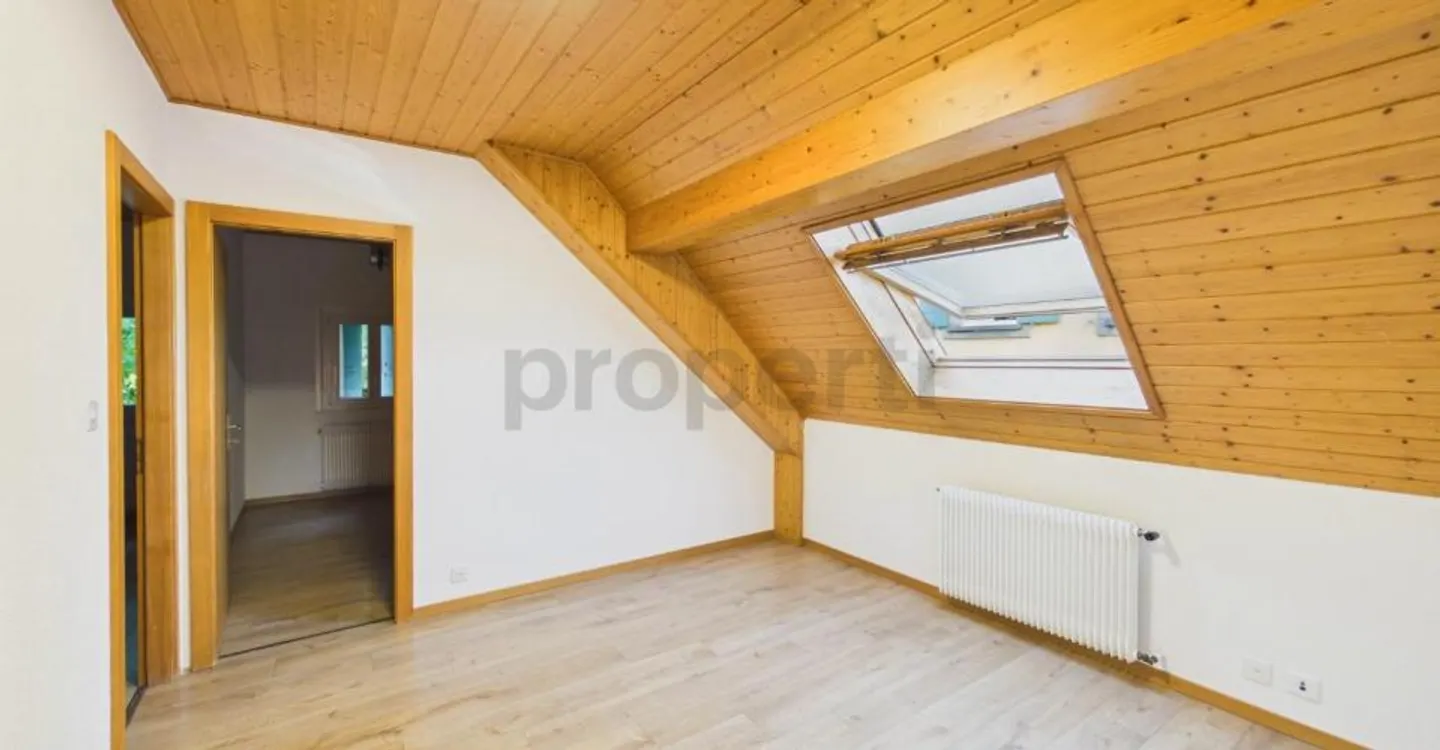 Renovierte 3,5-Zimmer-Wohnung mit Balkon und inkludierter Mietrendite - Foto 7 von 11