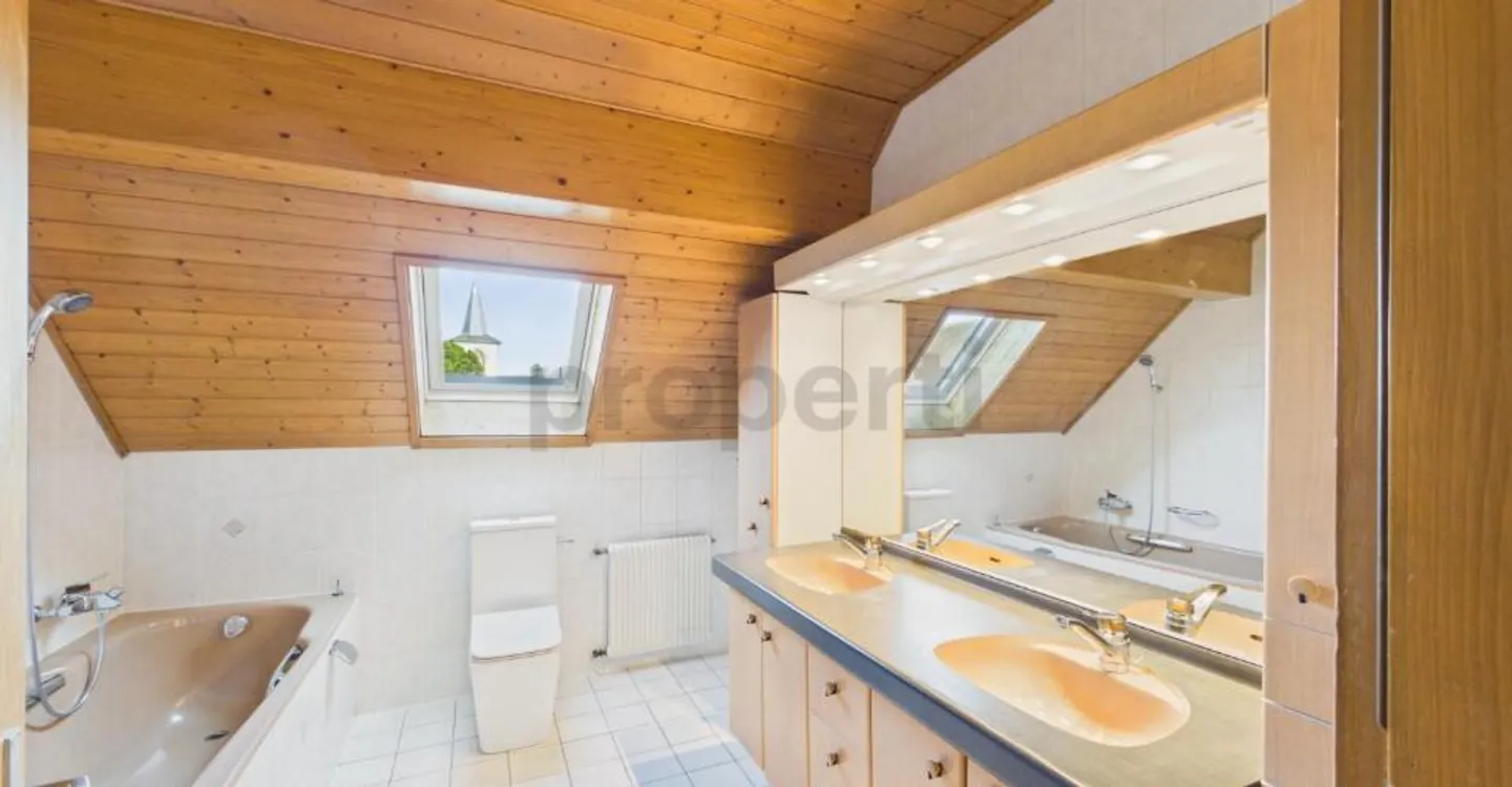 Renovierte 3,5-Zimmer-Wohnung mit Balkon und inkludierter Mietrendite - Foto 8 von 11