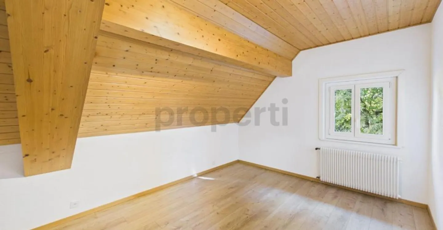 Renovierte 3,5-Zimmer-Wohnung mit Balkon und inkludierter Mietrendite - Foto 6 von 11