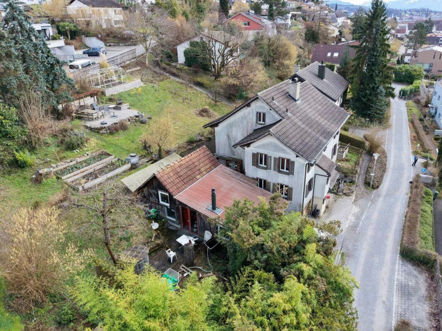 Maison individuelle avec potentiel de développement - Photo 2 sur 6