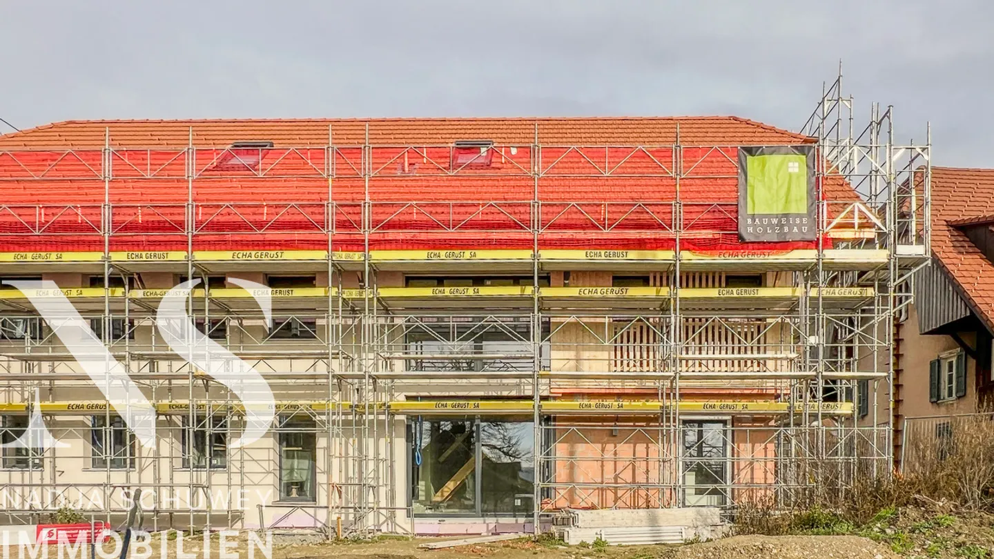 Triplex mit Garten in Kerzers - Foto 1 von 11