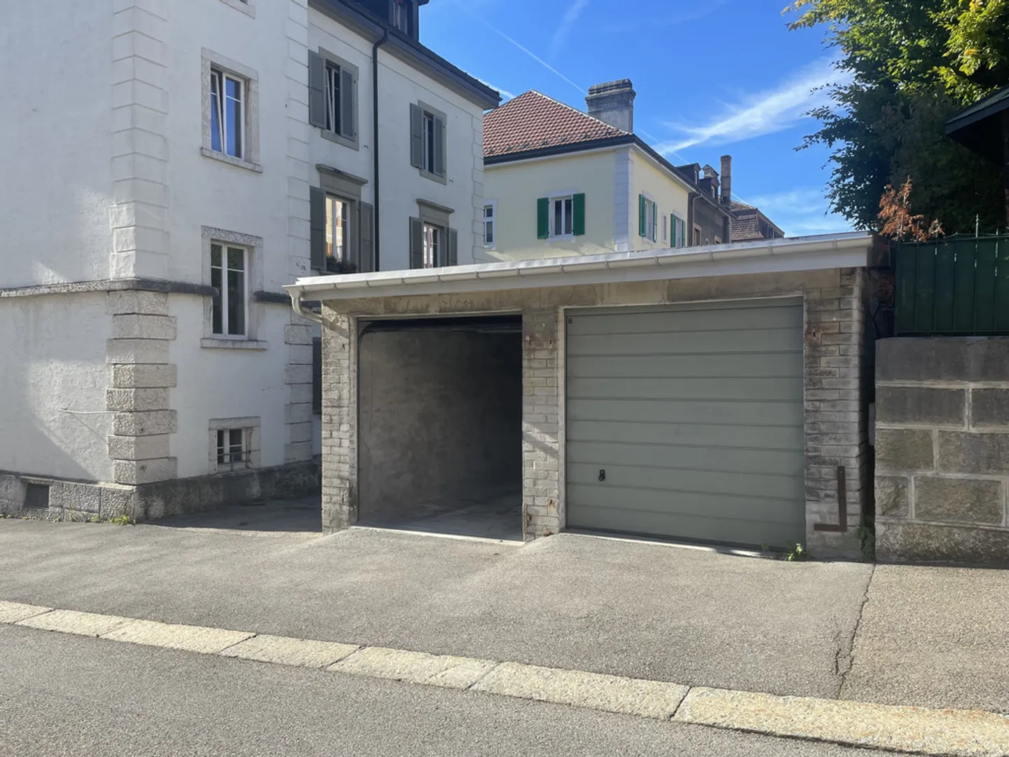 Garage/box individuel numéro 2 - Photo 1 sur 3