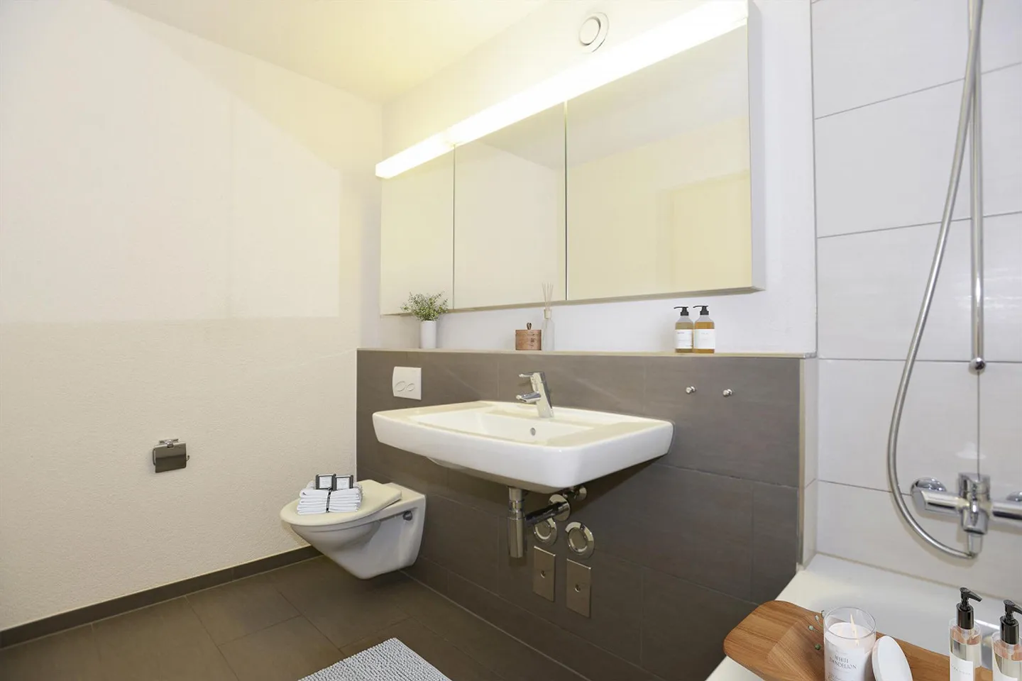 Space for the whole family! - Photo 4 of 10