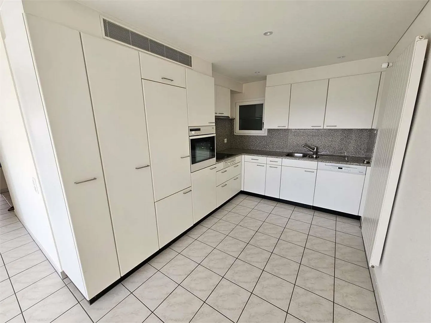 Aldesago, appartement de 3,5 pièces avec vue magnifique sur le lac - Photo 8 sur 13