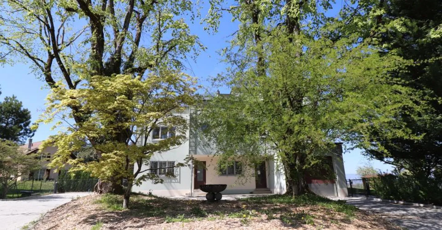 Maison d'Architecte avec Parc - Photo 7 sur 8