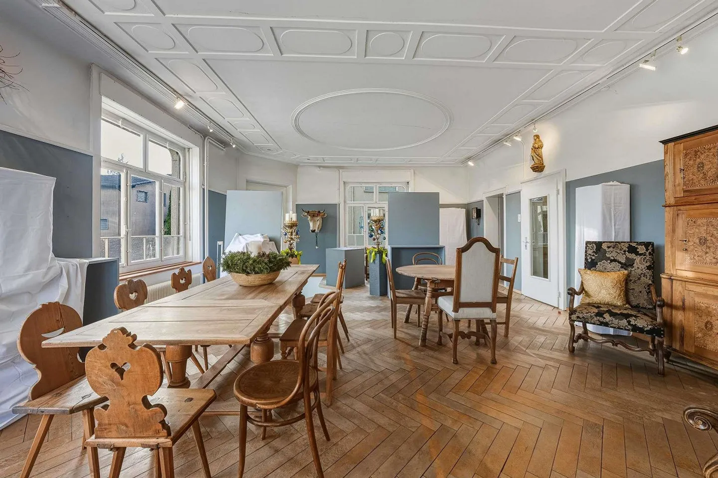 Edificio residenziale e commerciale unico - Foto 2 di 15