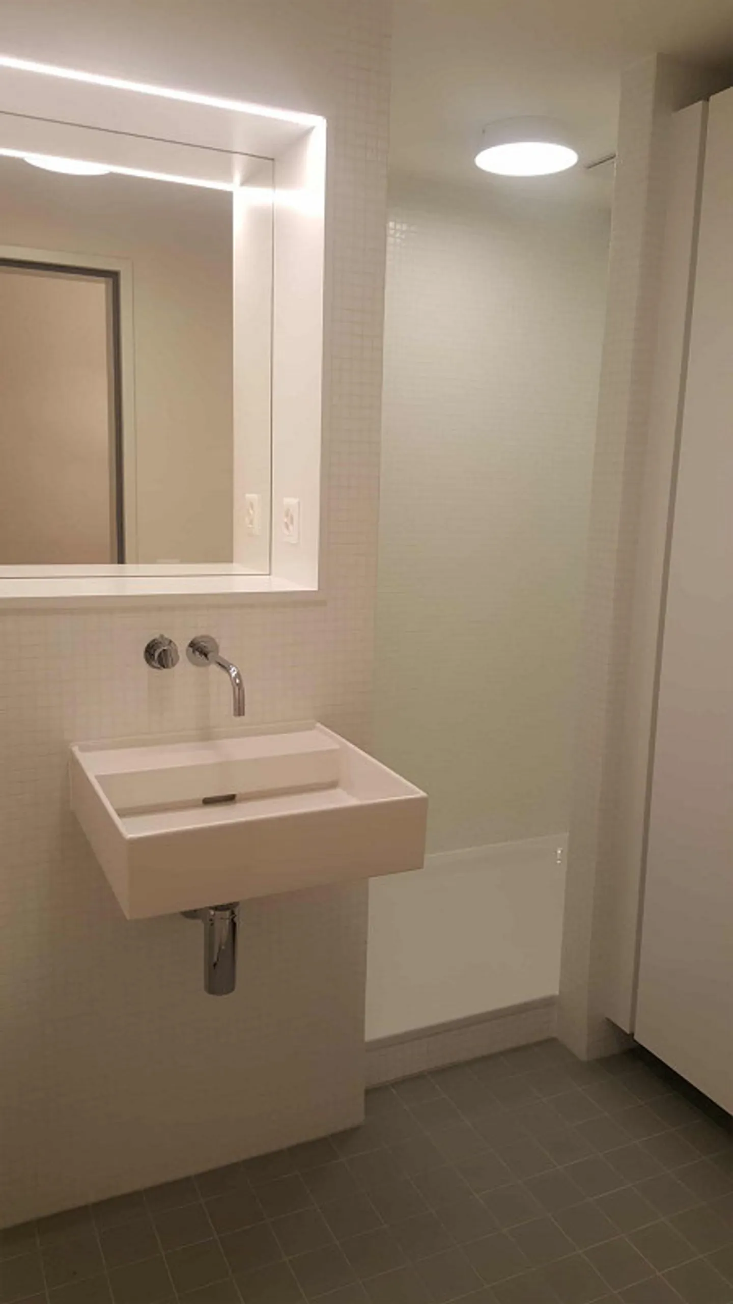 Appartement penthouse exclusif avec accès privé au lac - Photo 12 sur 13