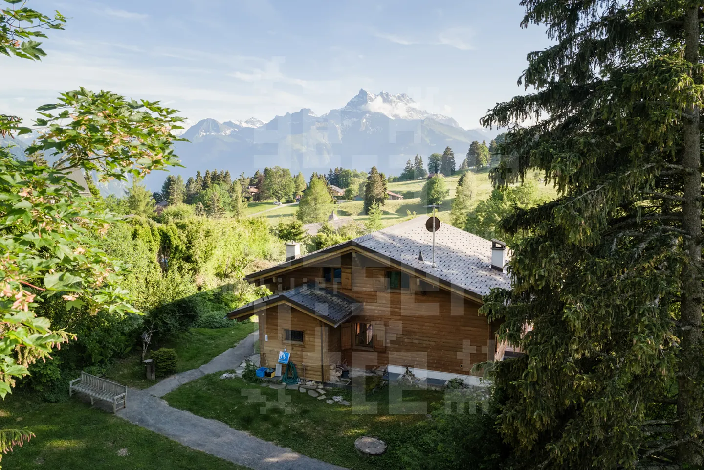 Chalet Charmant avec Vues Étonnantes - Photo 1 sur 47