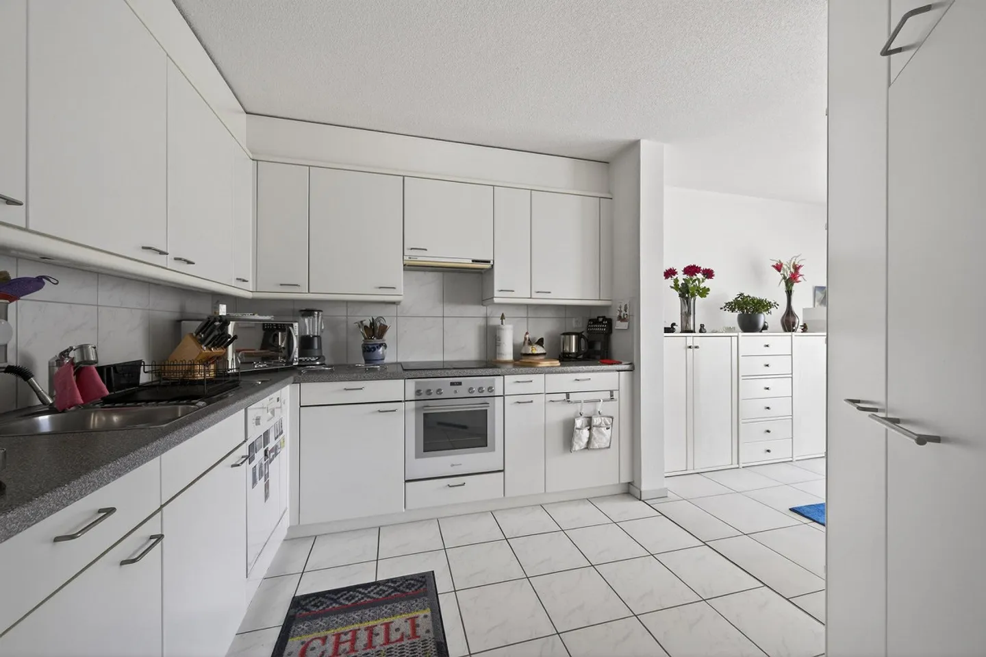 Maison multifamiliale avec 6 appartements à vendre - Photo 4 sur 8