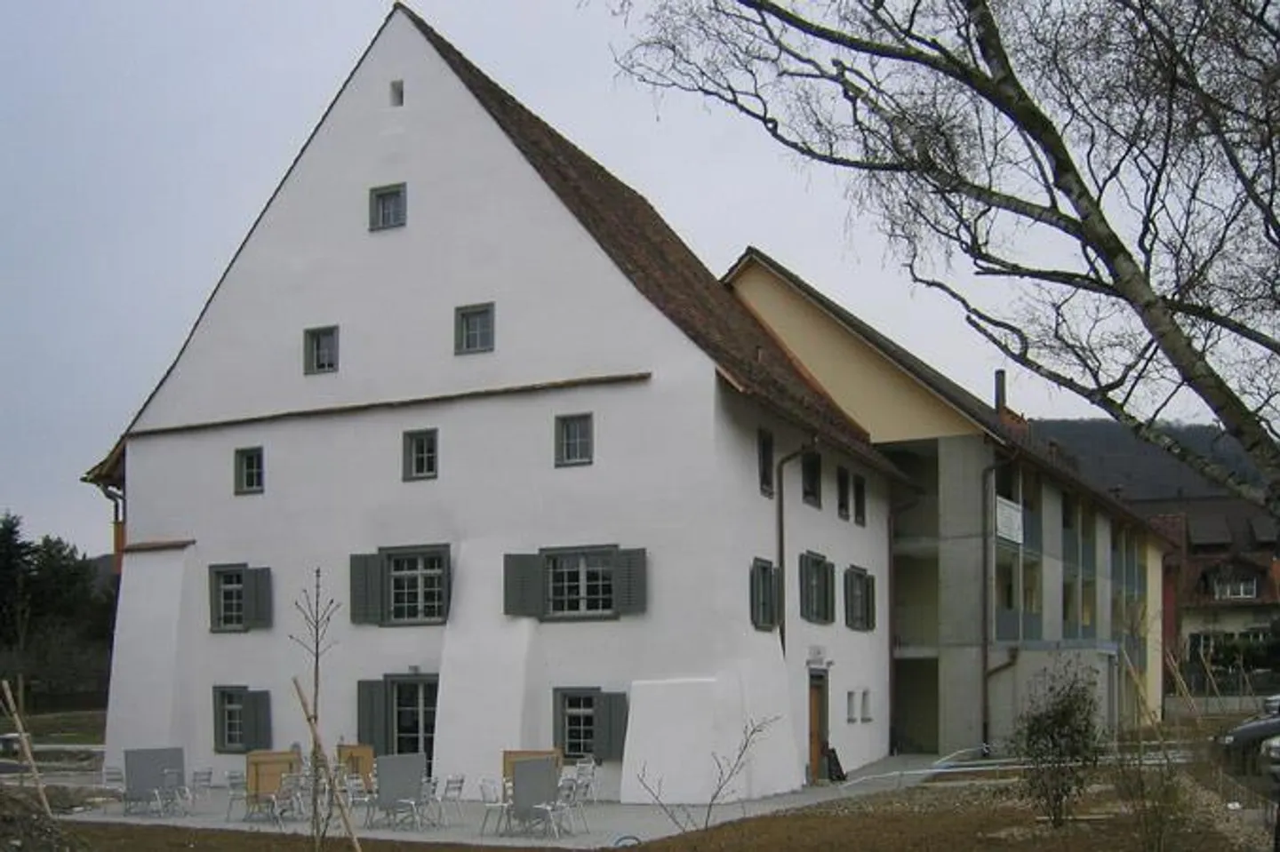 Charmante Wohnung mit antikem Flair - Foto 3 von 20