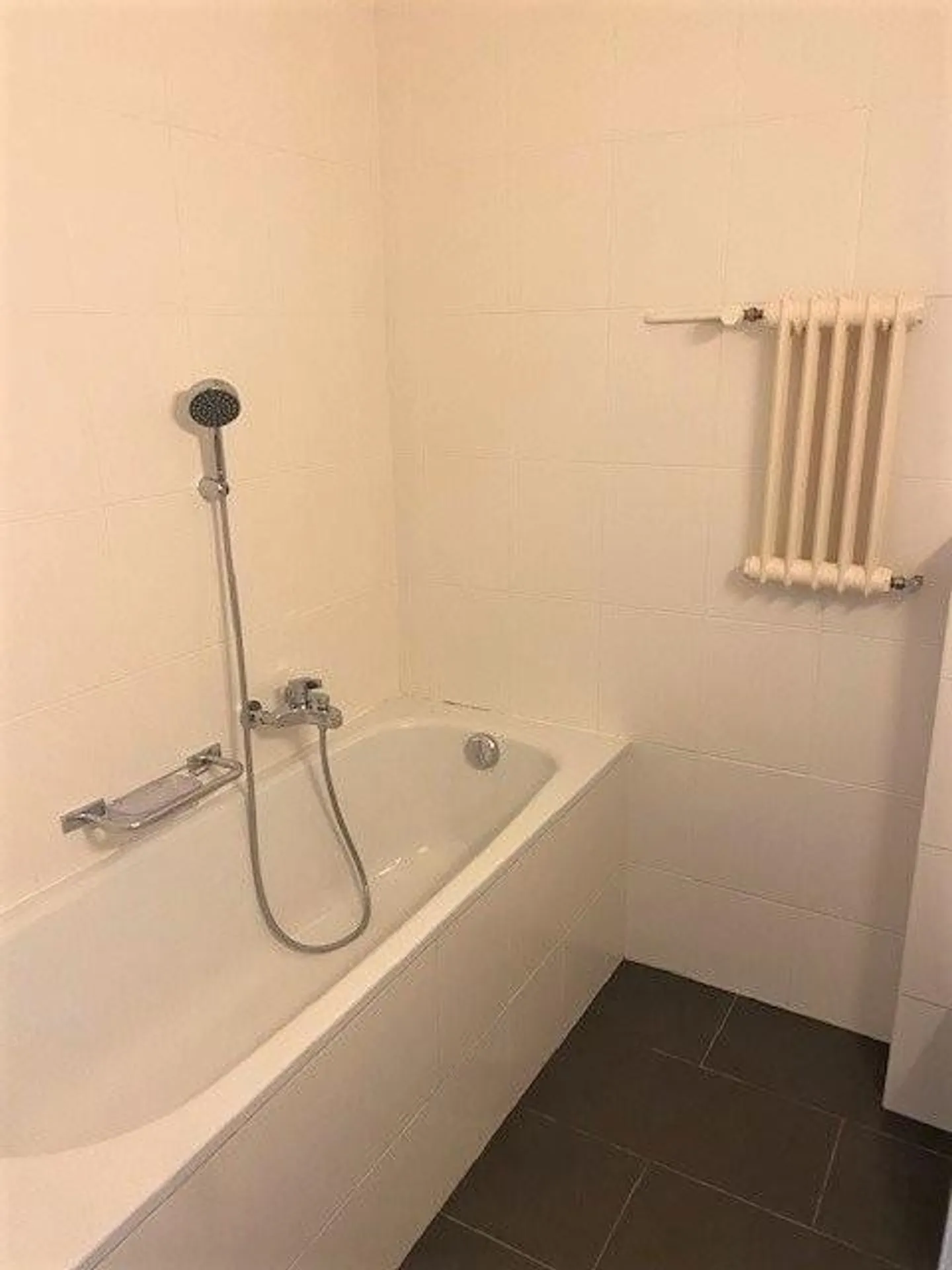 Ruhiges Stadtzentrum - Foto 6 von 7