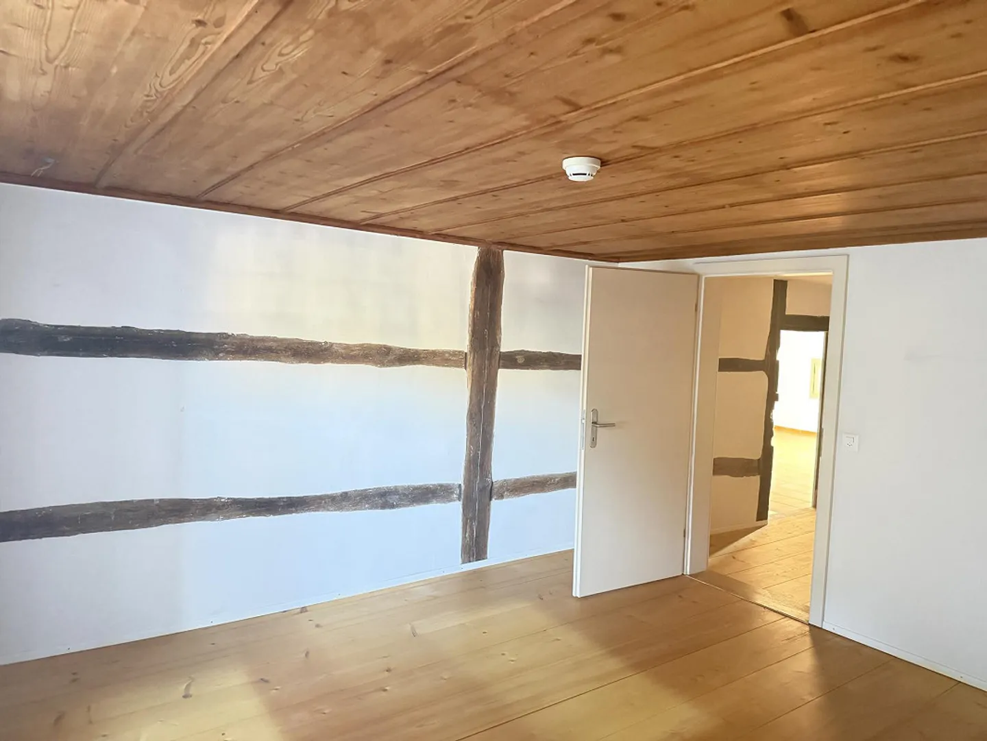 Charmante Wohnung mit antikem Flair - Foto 17 von 20