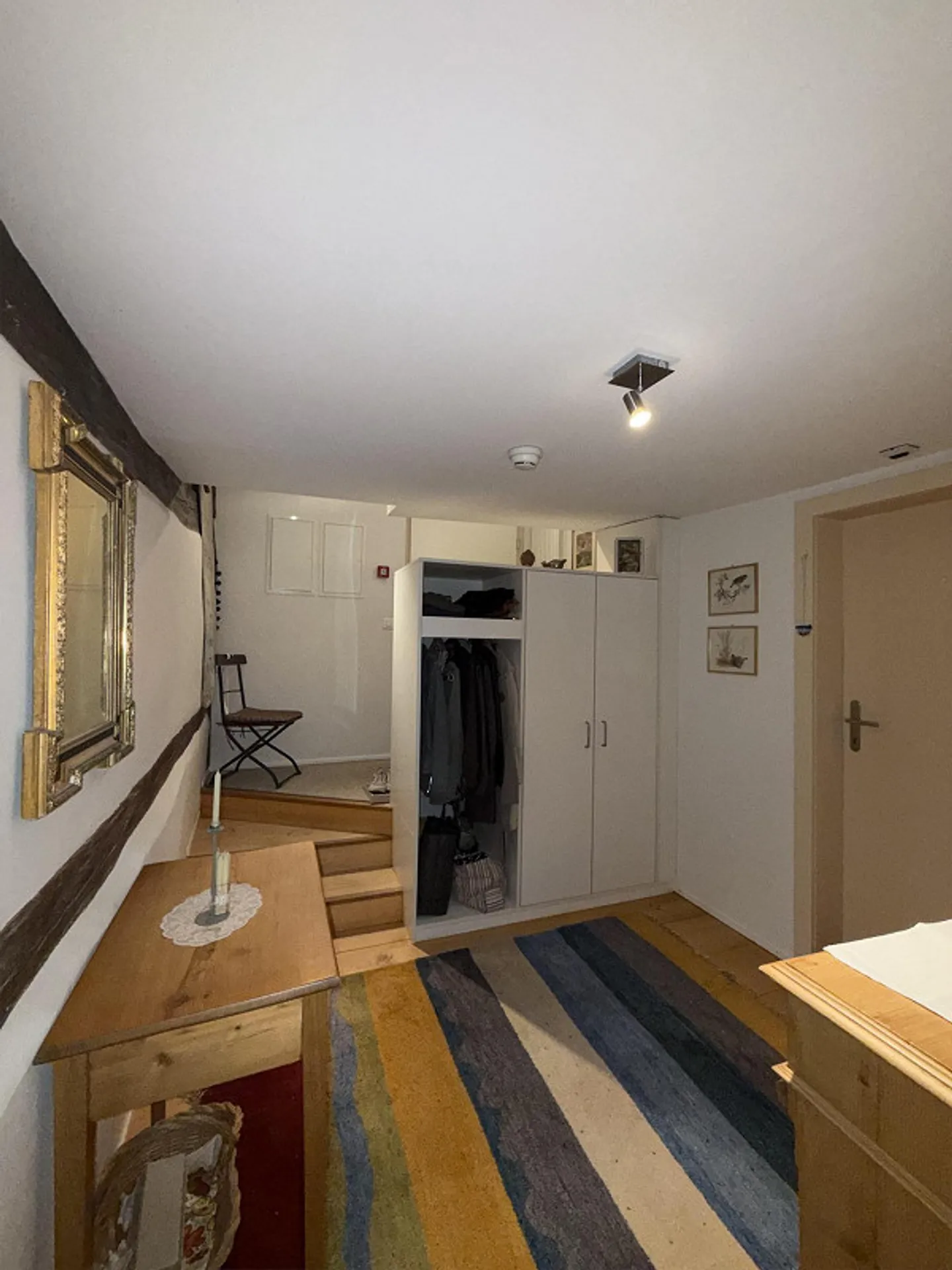 Charmante Wohnung mit antikem Flair - Foto 9 von 20