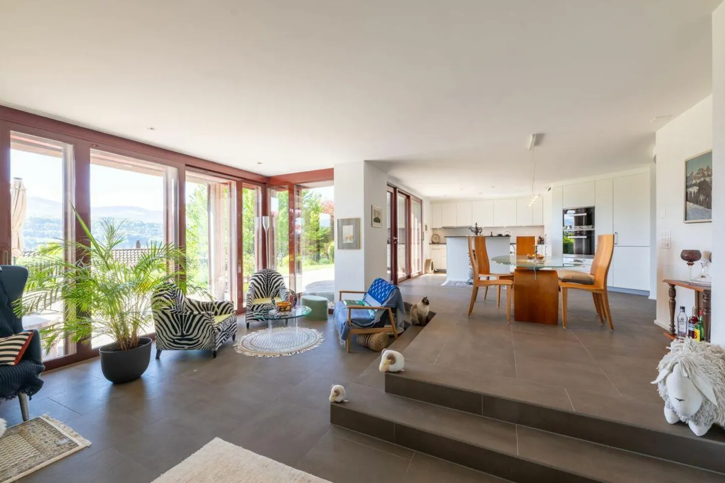 Ampio appartamento con giardino e vista panoramica e comfort abitativo di alta qualità - Foto 5 di 6
