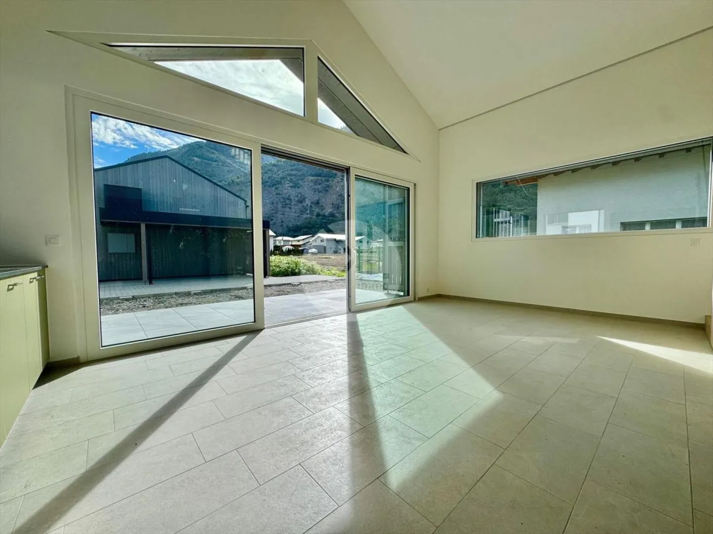 Villa for sale - Photo 1 of 12